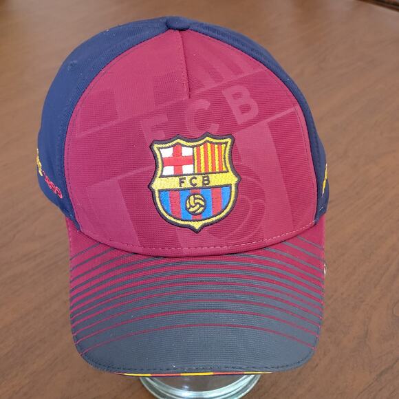 FC Barcelona Hat Cap Football Soccer FCB Red Maroon / Navy Blue, new, no tags - Picture 2 of 10